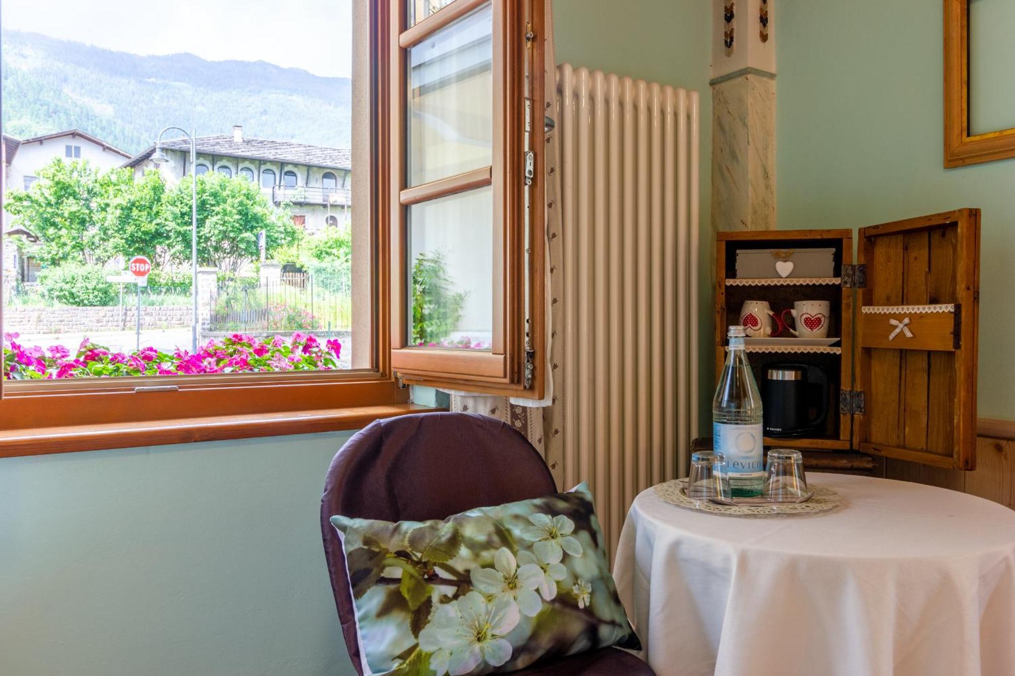 B&B Alla Loggia Dell'Imperatore Levico Terme Εξωτερικό φωτογραφία